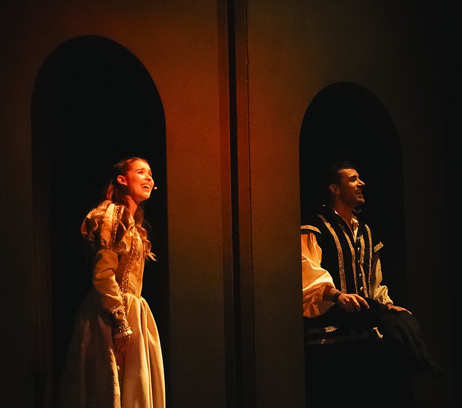 Beatrice e il fratello Giacomo in casa Cenci